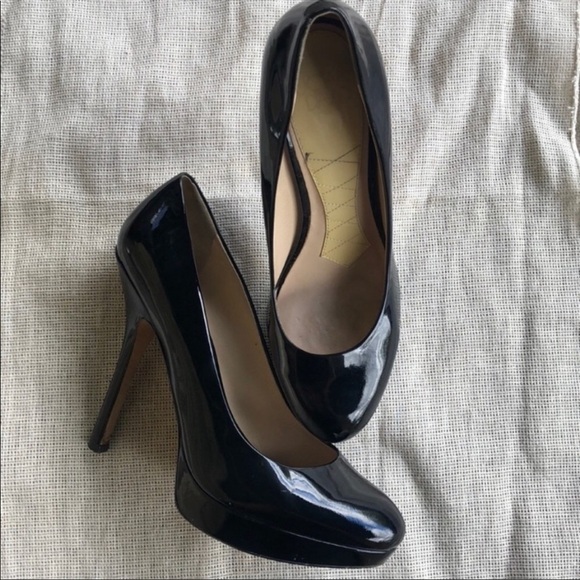 Joan and David Heels patent Leather Flipp Black 8 1/2 - Picture 1 of 6